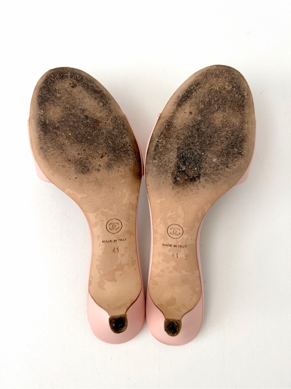 CHANEL | CC Logo Kitten Heel Mule Sandals Rose Pink Leather Open Toe EU 41 - Picture 12 of 13